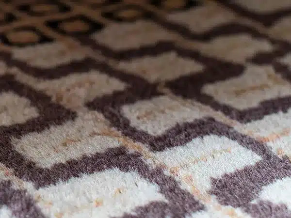 Dettaglio di un pavimento in moquette a Milano